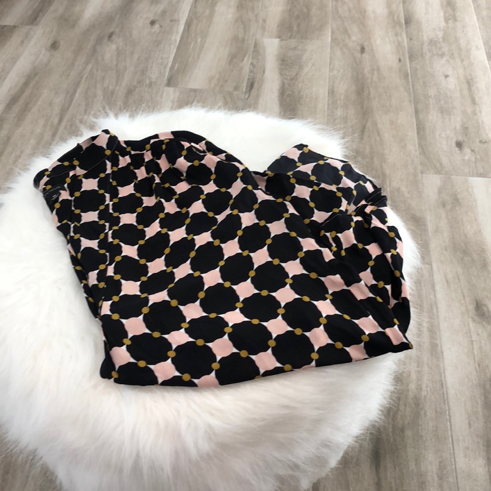AnnTaylor geo tunic blouse w/ cuff wrists
